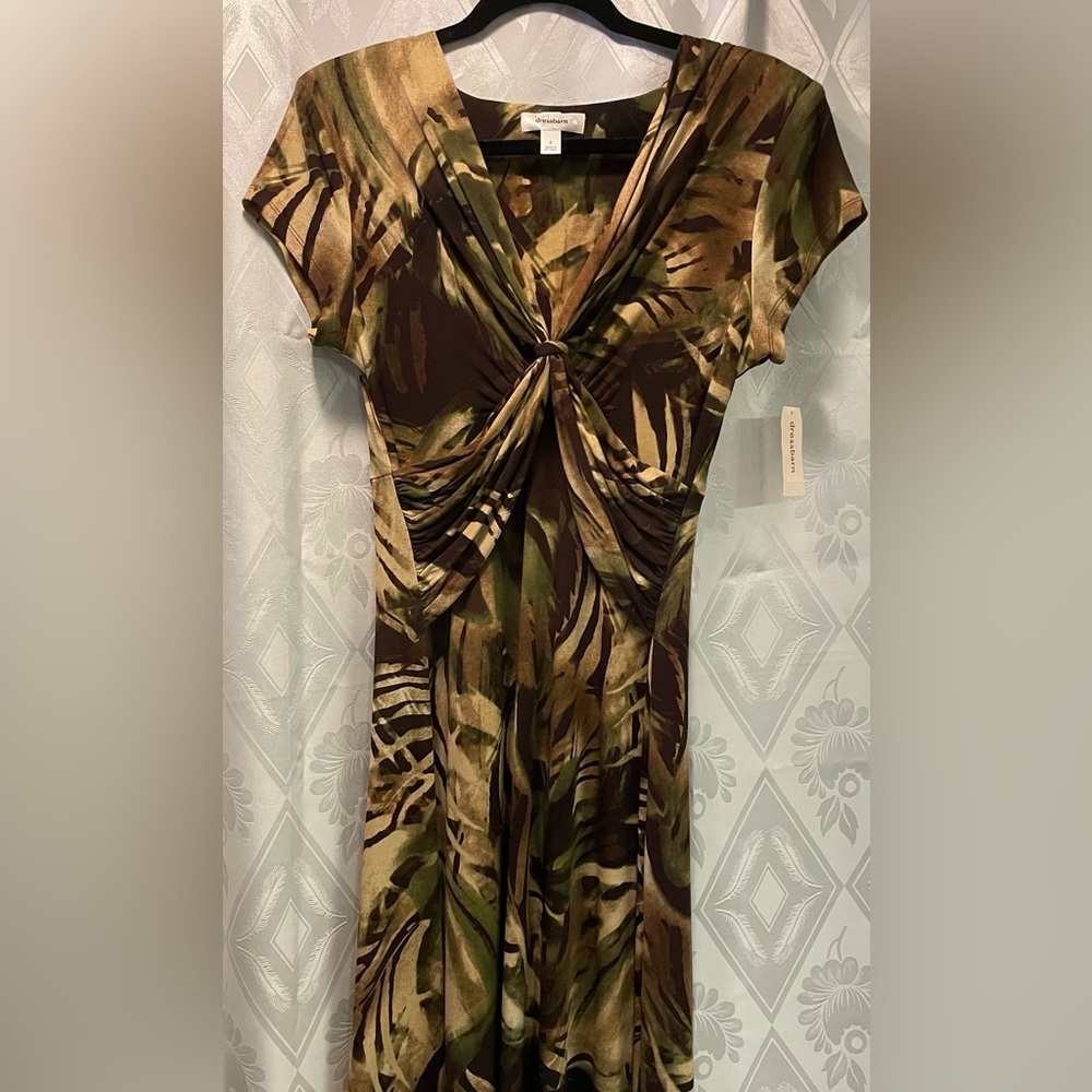 New Beautiful Pattern Dress  NWT